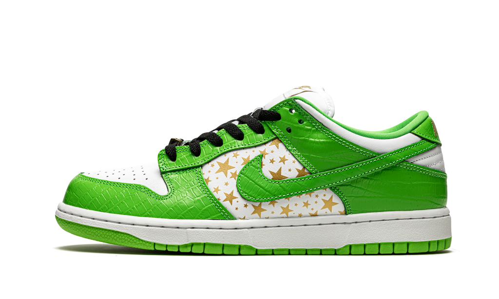 "Supreme - Stars - Mean Green" SB Dunk Low DH3228 101 - product image from the listing.