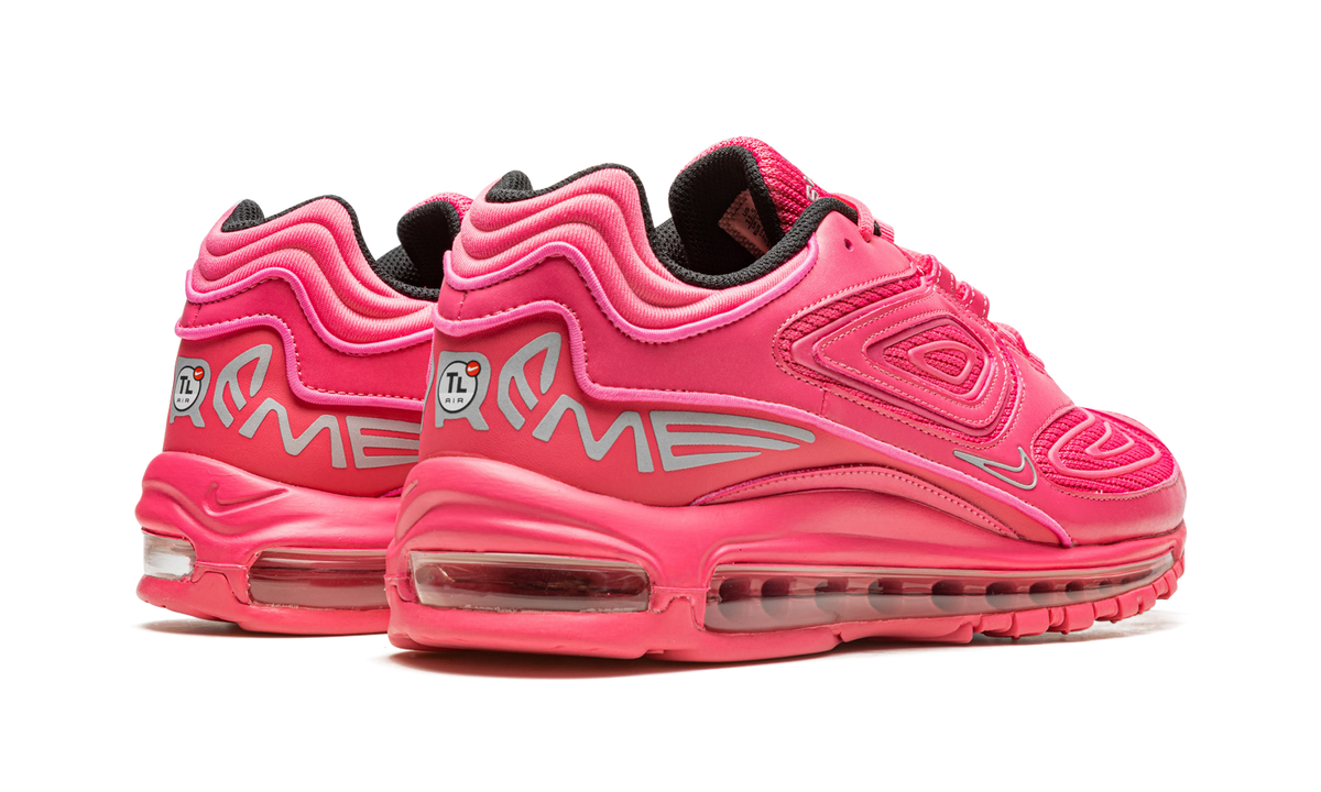 "Supreme - Pink" Air Max 98 TL DR1033 600 - product image from the listing.