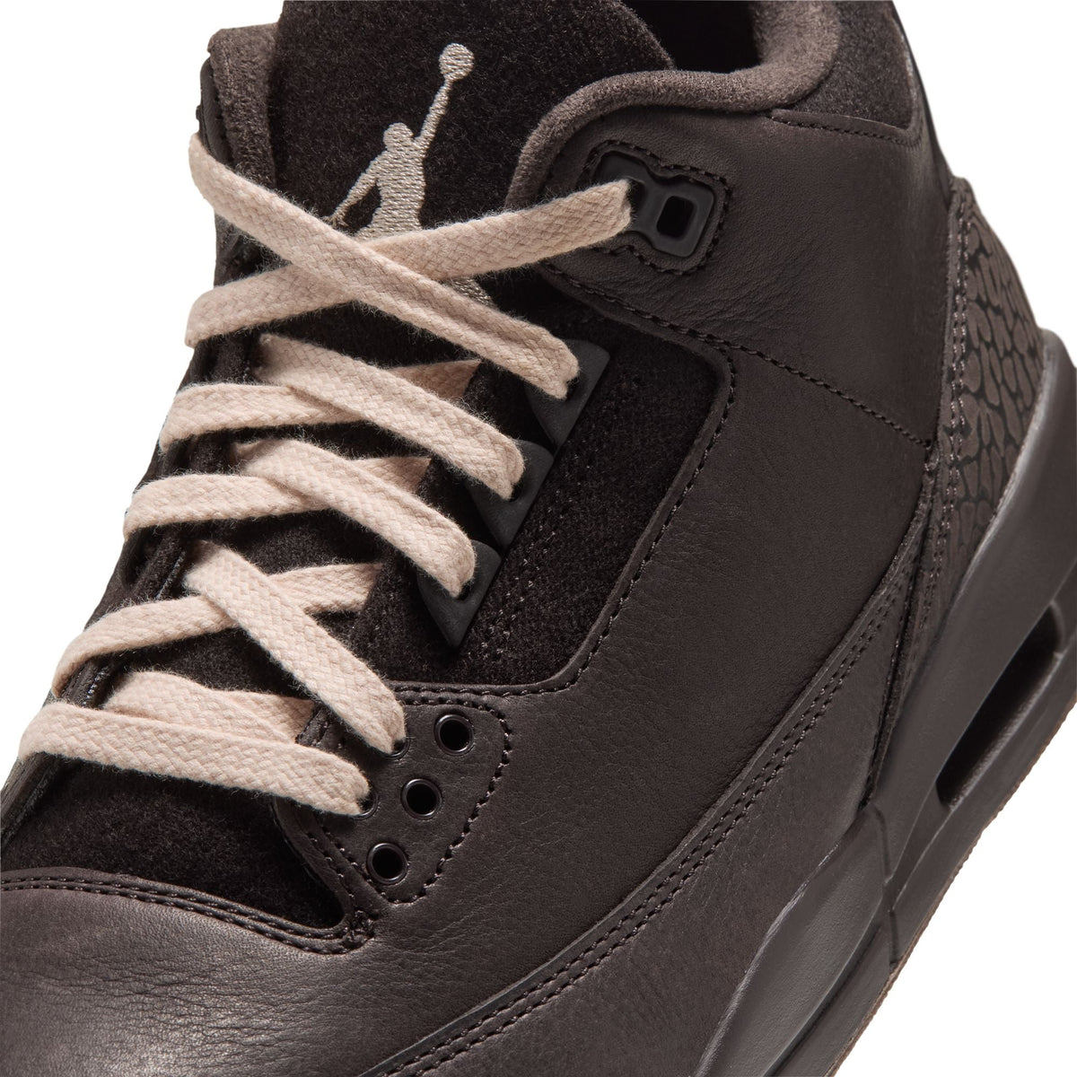 Fireside — Women's Air Jordan 3 Retro — product image