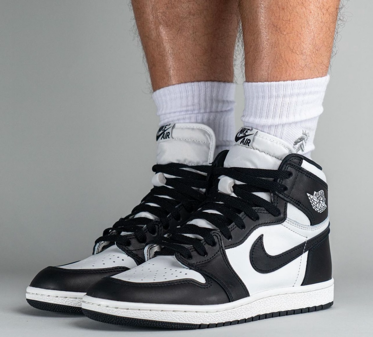 Black White (2023) — Jordan 1 Retro High 85