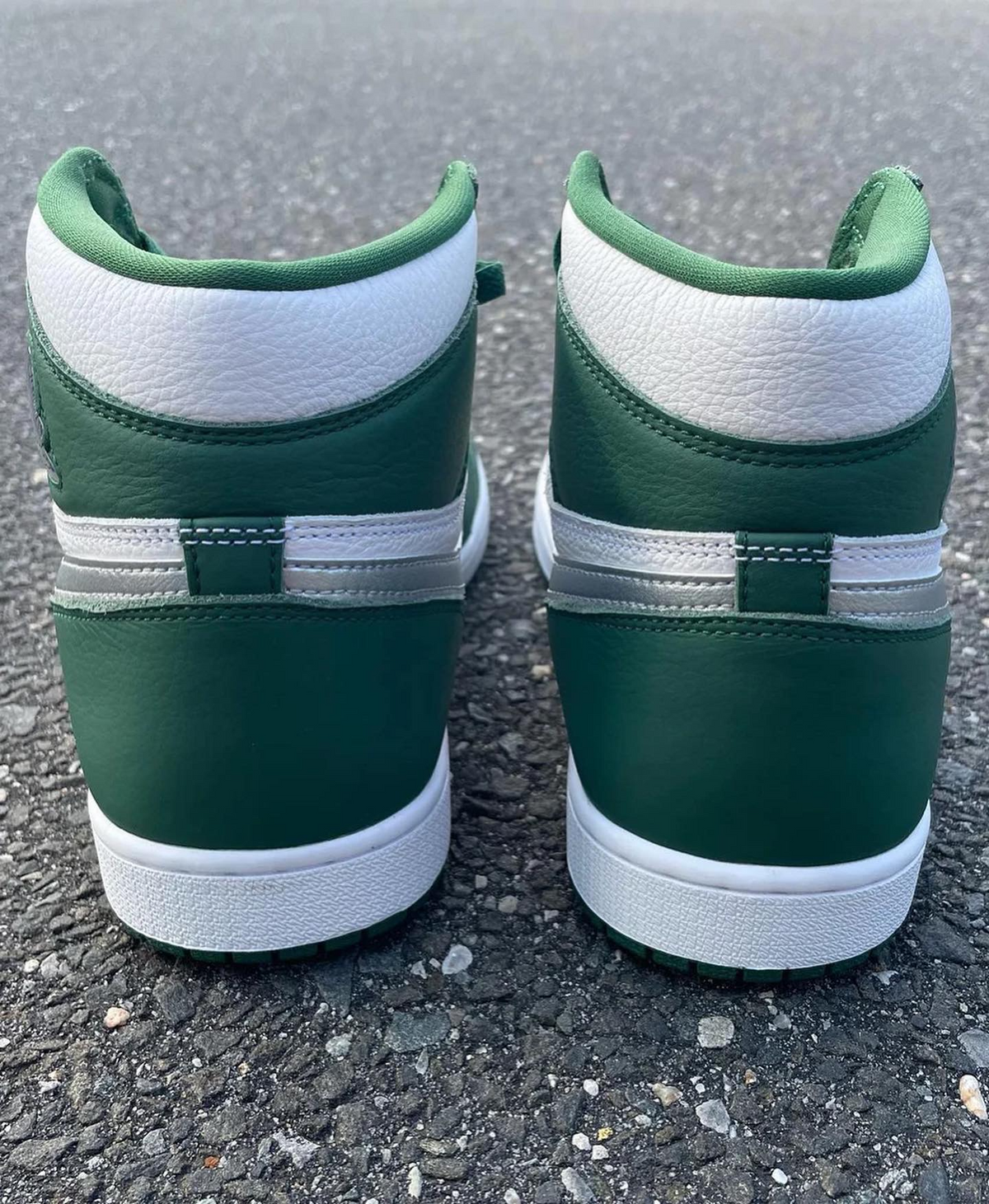 Gorge Green — Jordan 1 Retro High OG