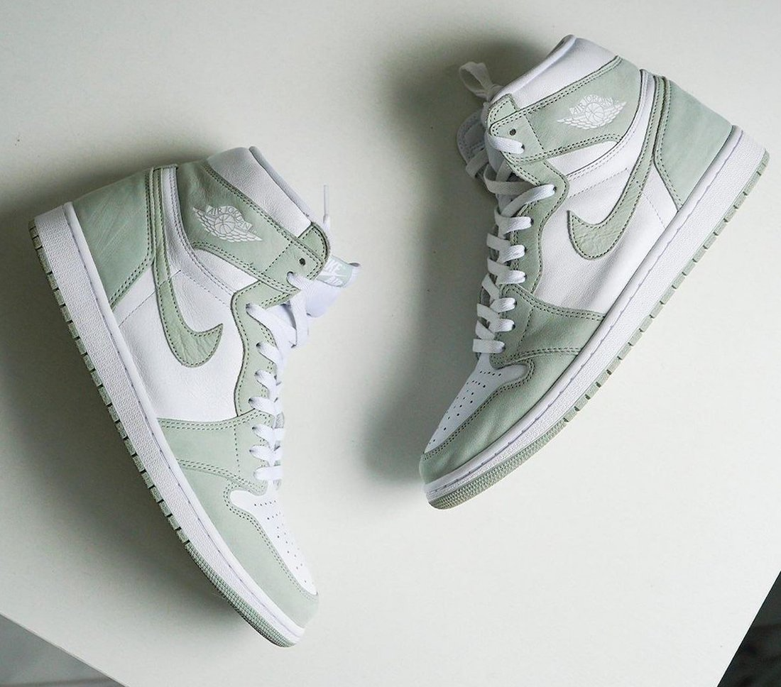 Seafoam (W) — Jordan 1 High OG