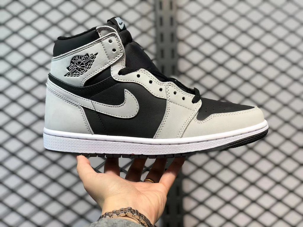 'Shadow 2.0' - 555088-035 — Air Jordan 1 Retro High OG