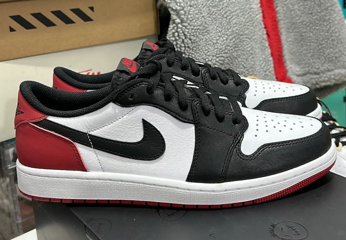 Black Toe — Jordan 1 Retro Low OG