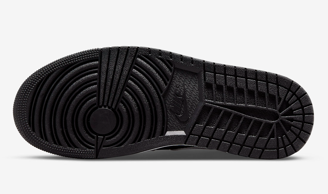 Split Black White (W) — Jordan 1 Mid