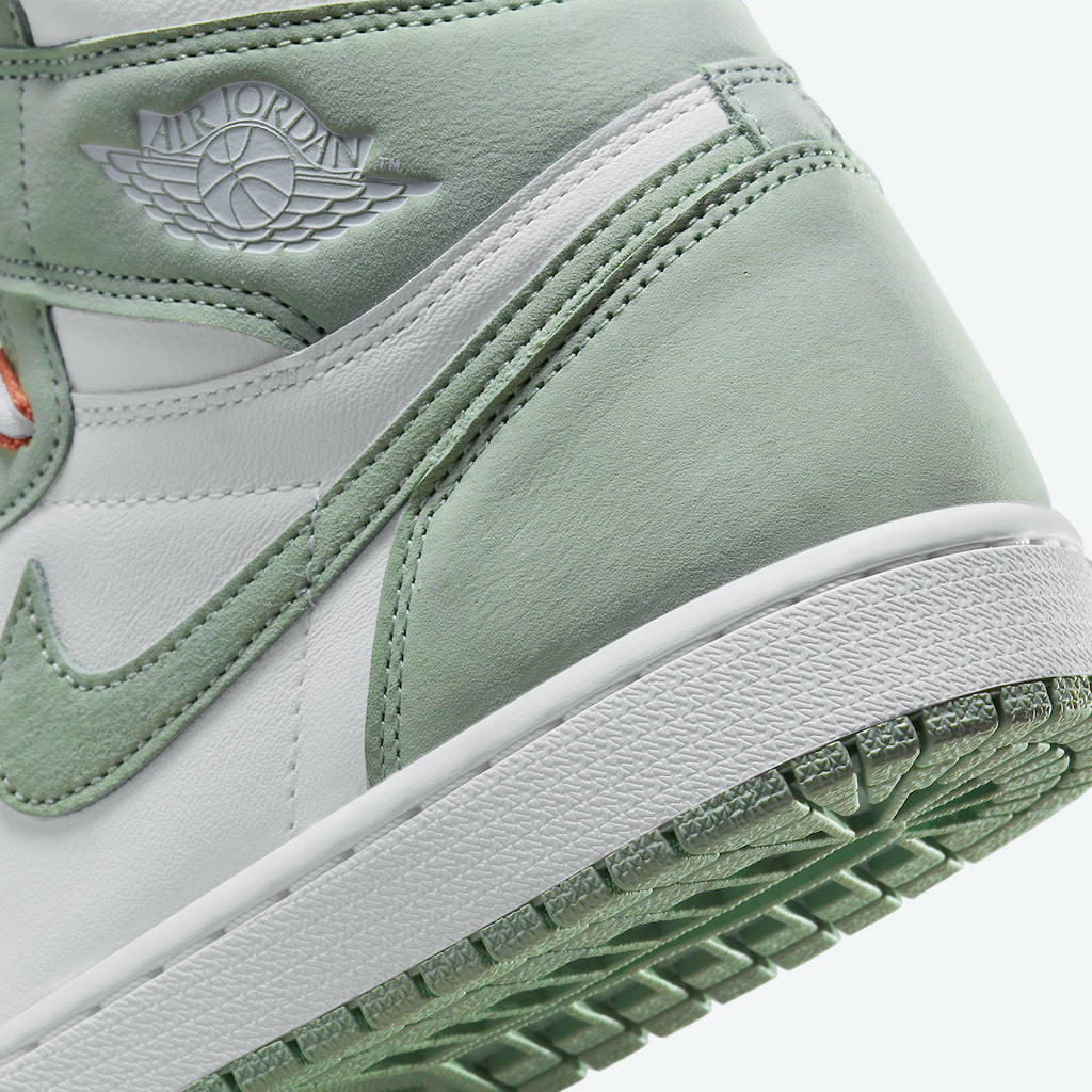 Seafoam (W) — Jordan 1 High OG