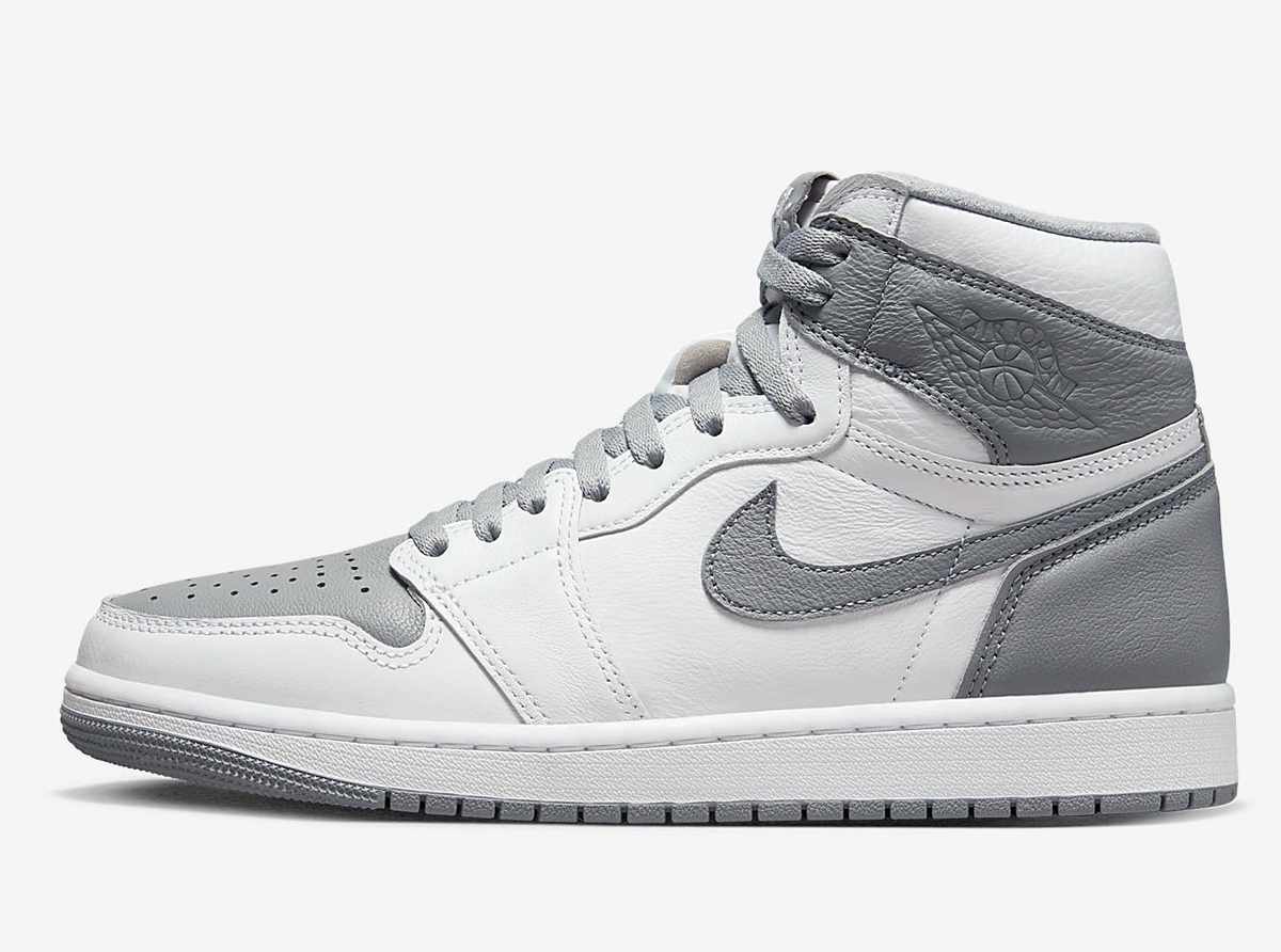 Stealth — Jordan 1 Retro High OG