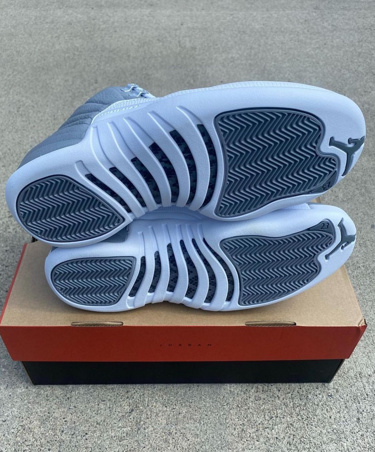 Stealth — Jordan 12 Retro