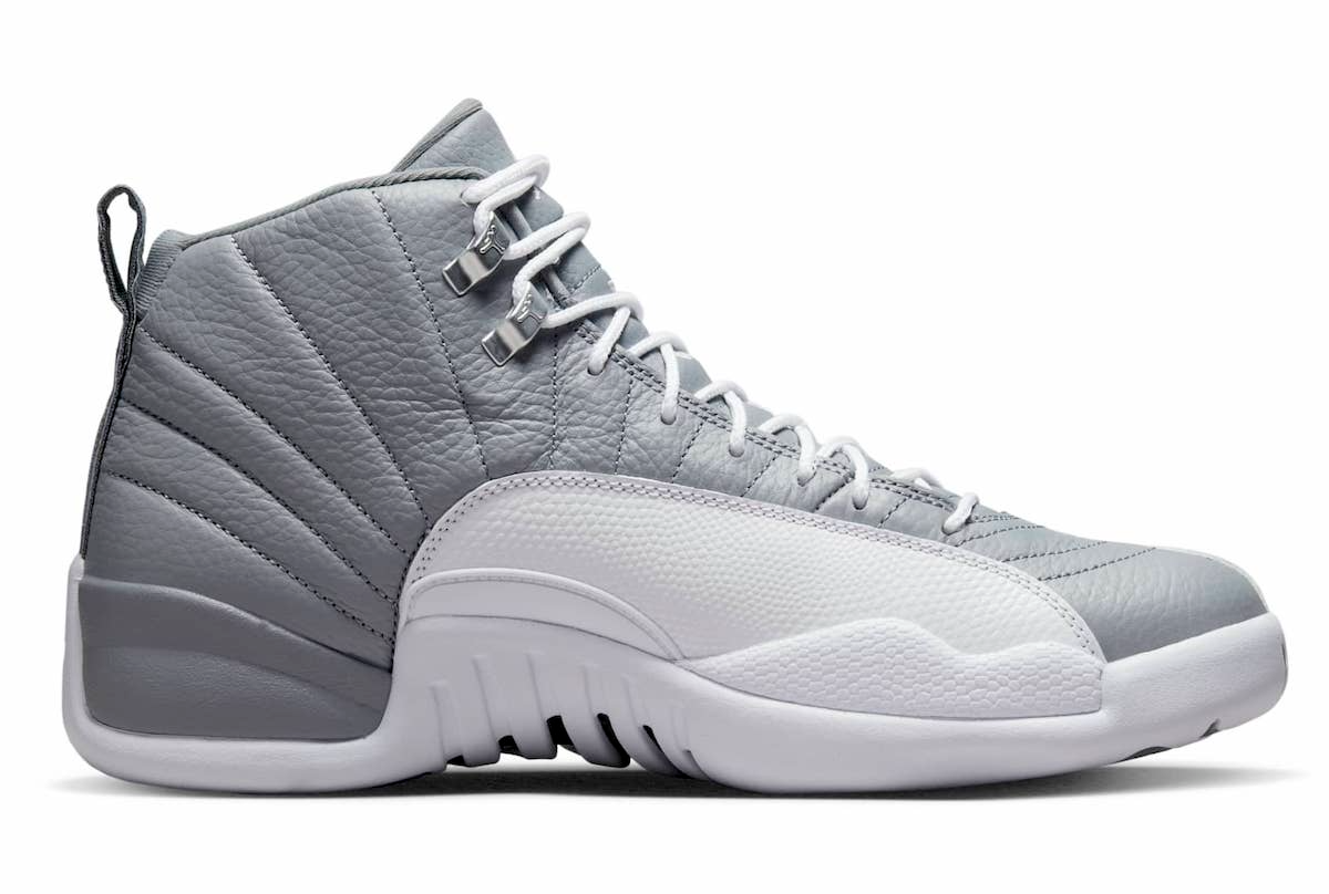 Stealth — Jordan 12 Retro