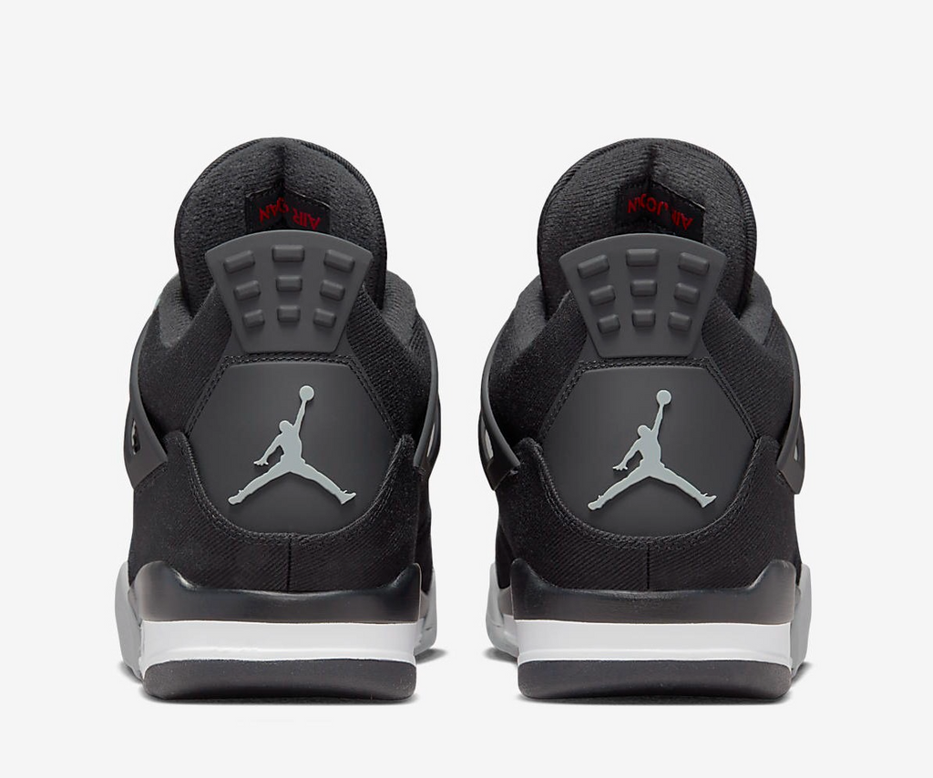 Black Canvas — Jordan 4 Retro SE