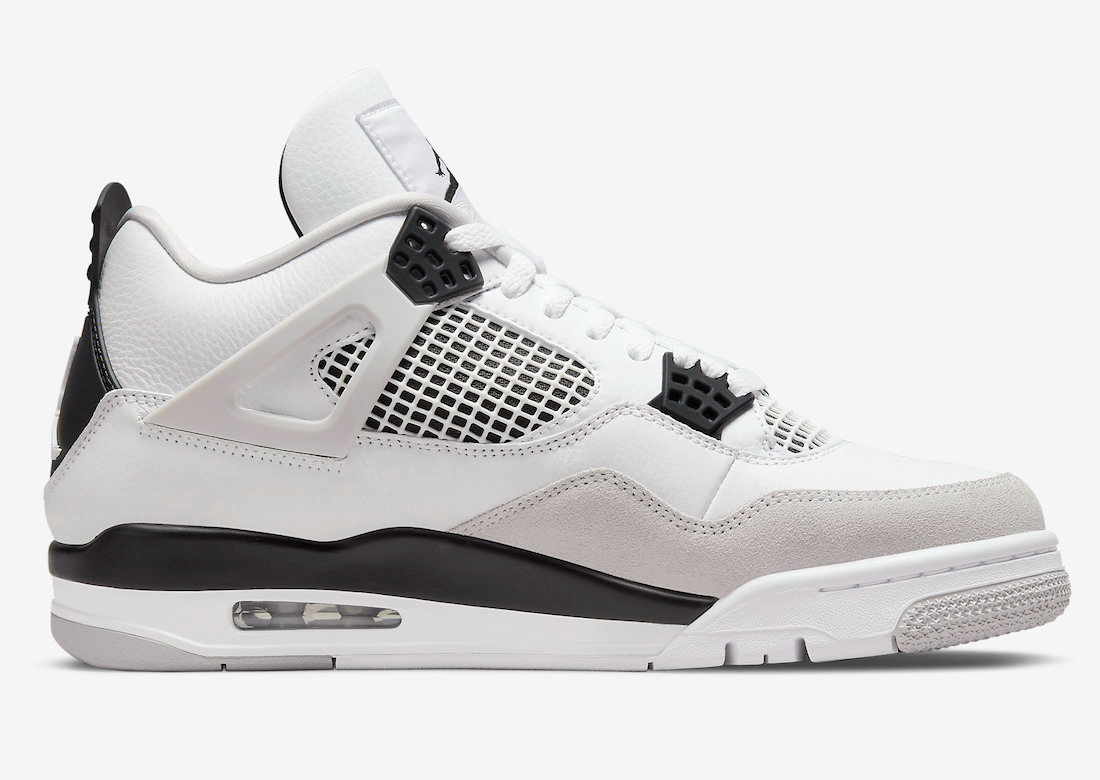 Military Black — Jordan 4 Retro