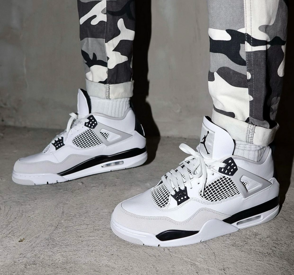 Military Black — Jordan 4 Retro