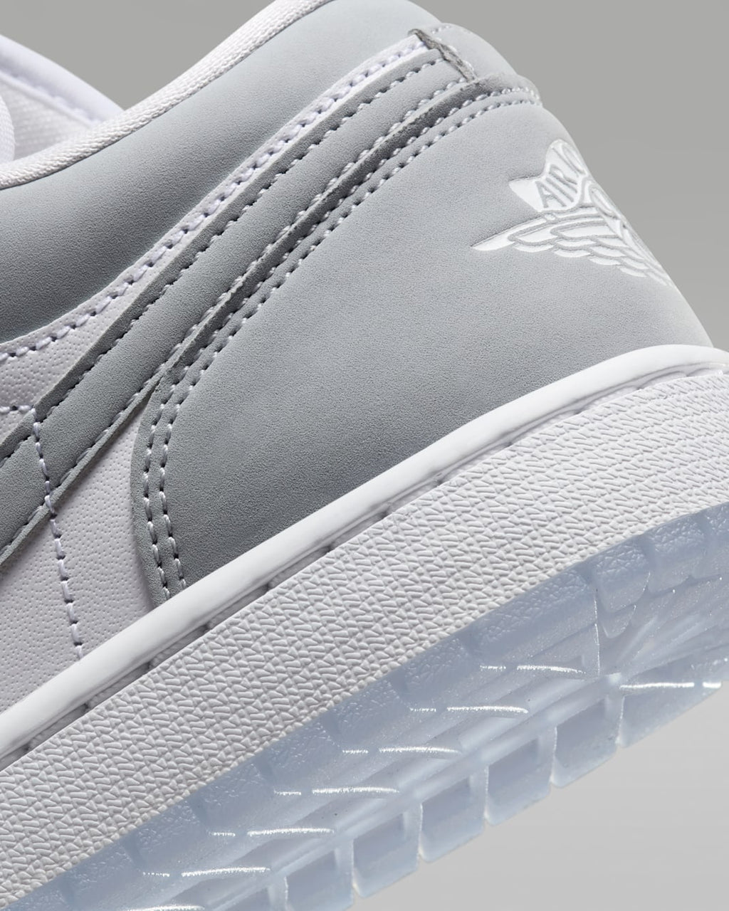 Aluminum/Wolf Grey — Air Jordan 1 Low DC0774-105