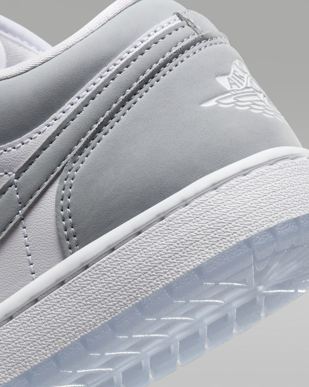 Aluminum/Wolf Grey — Air Jordan 1 Low DC0774-105