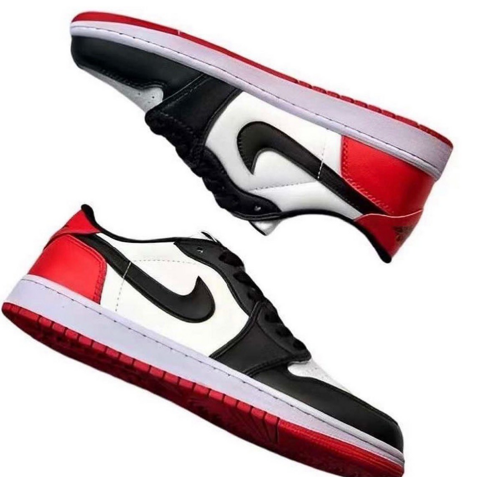 Black Toe — Jordan 1 Retro Low OG