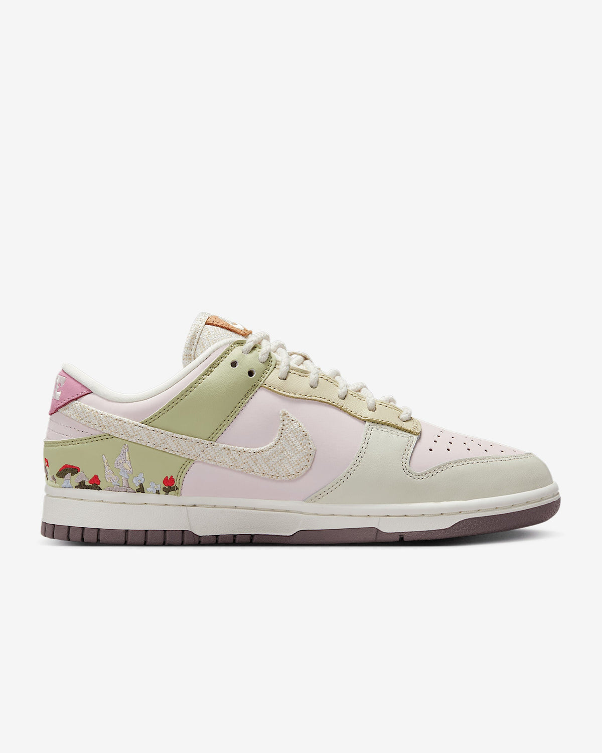 Mushroom — Nike Dunk Low Sneaker IB8876-661