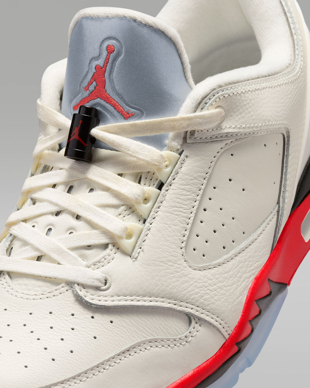 Sail/Fire Red — Jordan Sixty Plus Low IH2047-100
