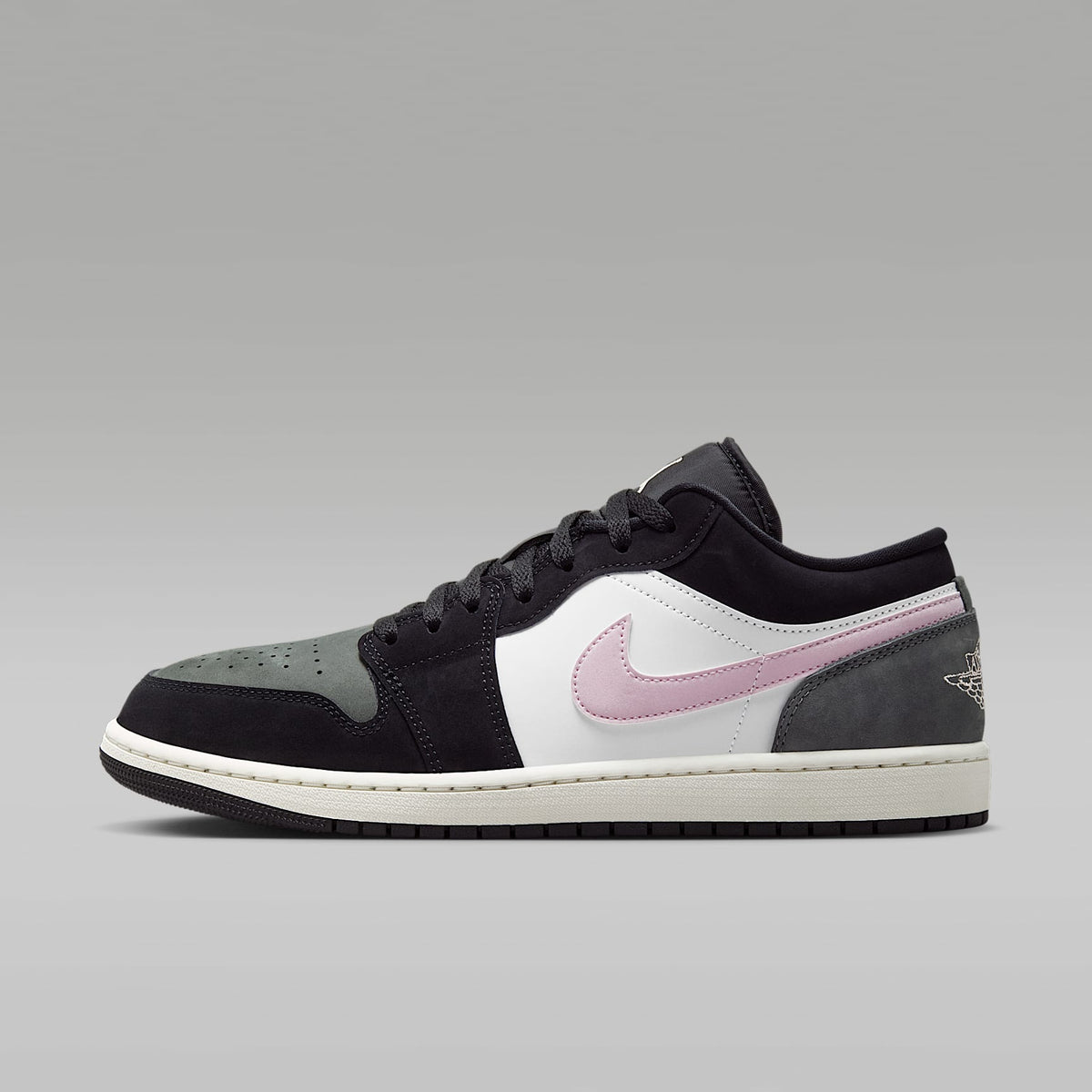 Black Iced Carmine Iron Grey — Air Jordan 1 Low SE II3788-003