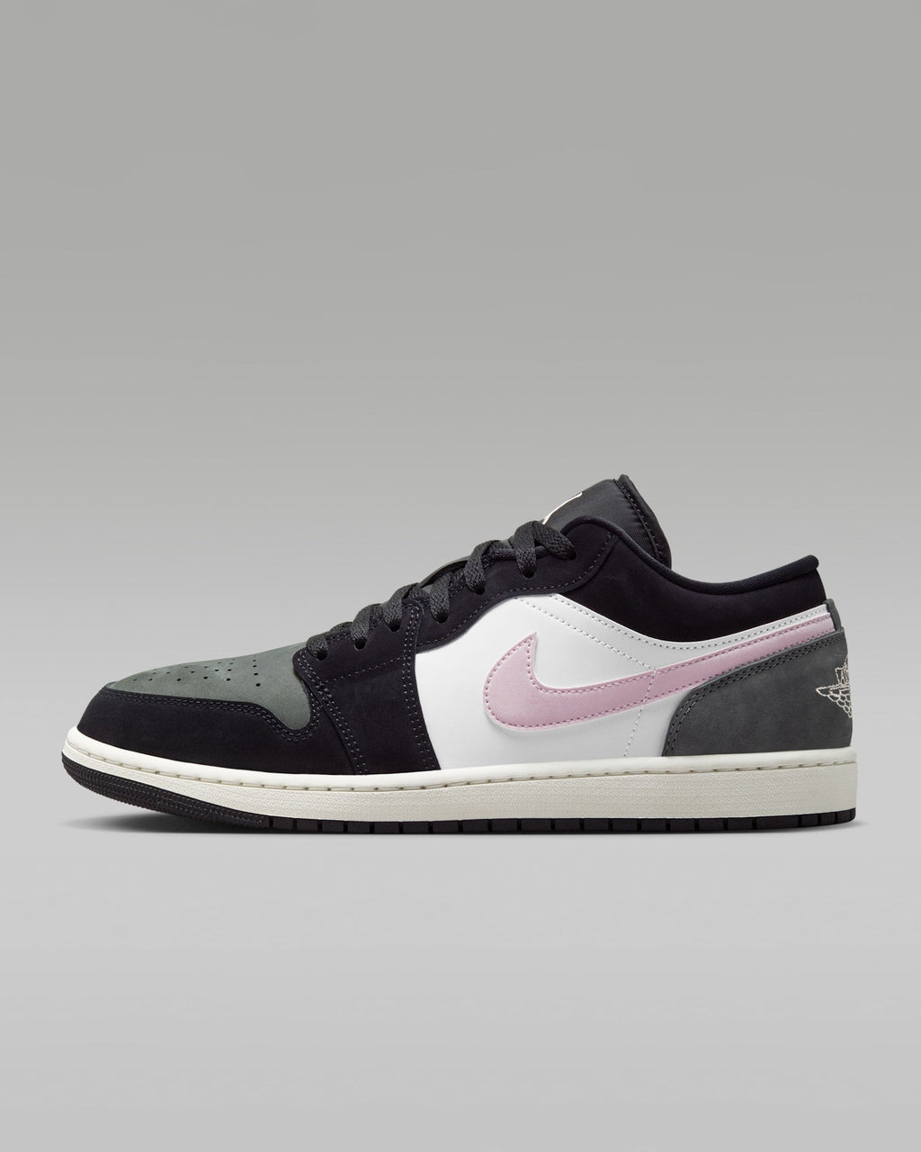 Black Iced Carmine Iron Grey — Air Jordan 1 Low SE II3788-003