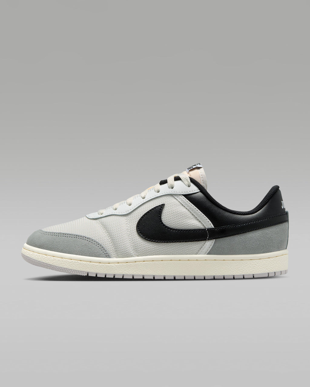 Light Smoke Grey — Jordan Skyline Low Sneakers IM2055-101