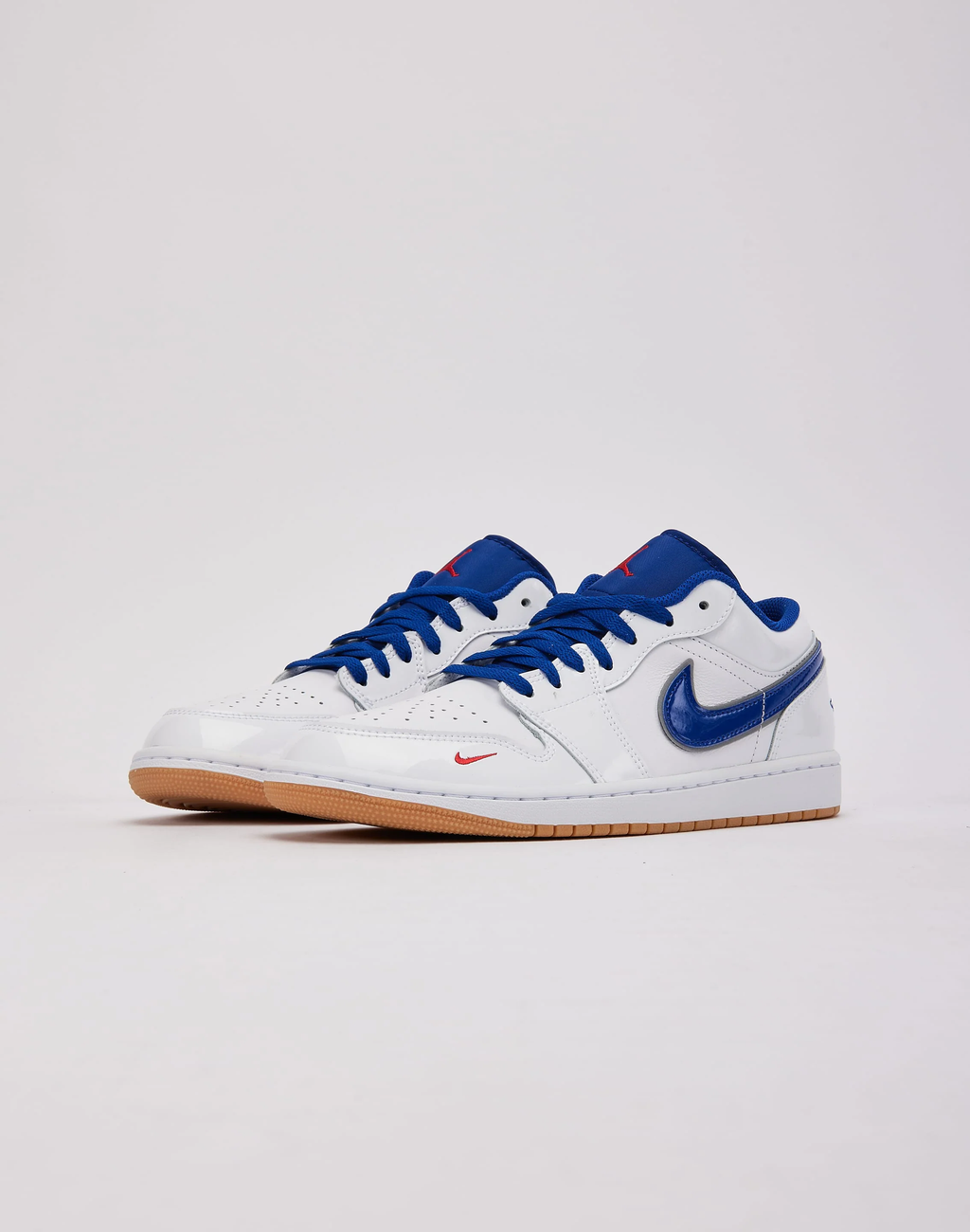 Dodgers — Air Jordan 1 Low IQ0400-100