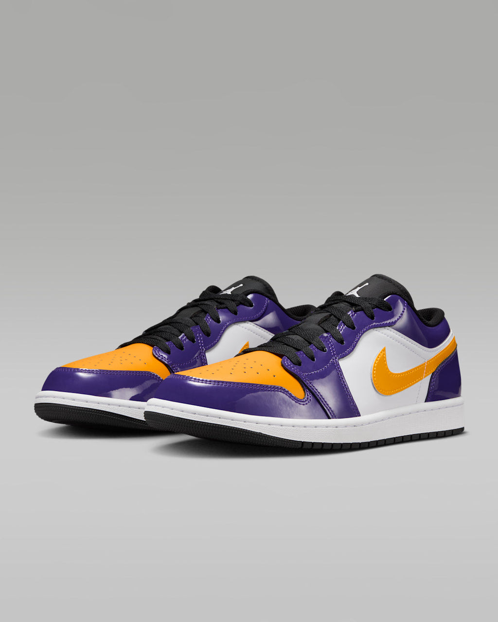 Court Purple — Air Jordan 1 Low SE IQ9389-547