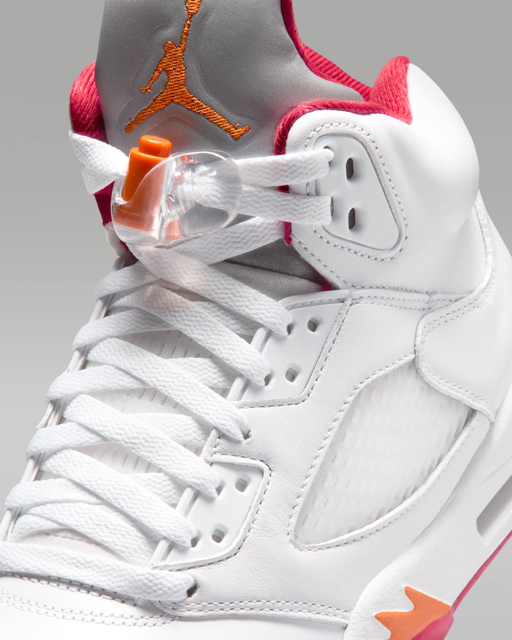 Sunset — Air Jordan 5 Retro IV5678-102