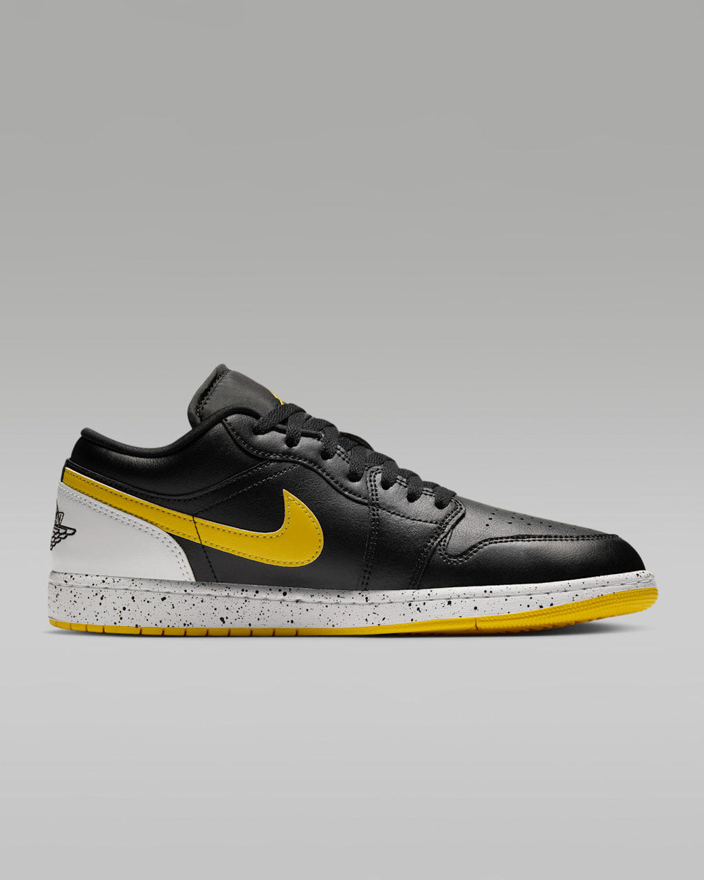 Men's Shoes - Black/White/Tour Yellow — Air Jordan 1 Low SE IX3529-010