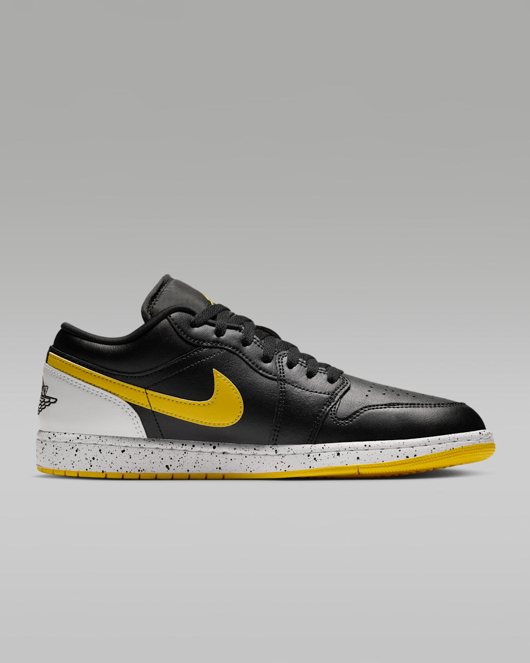 Men's Shoes - Black/White/Tour Yellow — Air Jordan 1 Low SE IX3529-010