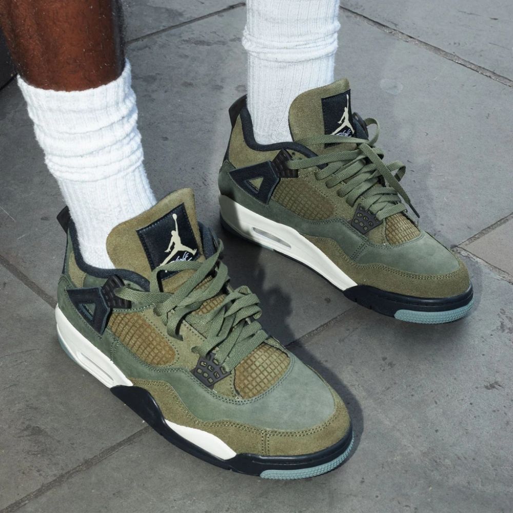 Craft Medium Olive Canvas SE — Air Jordan 4 Retro — product image