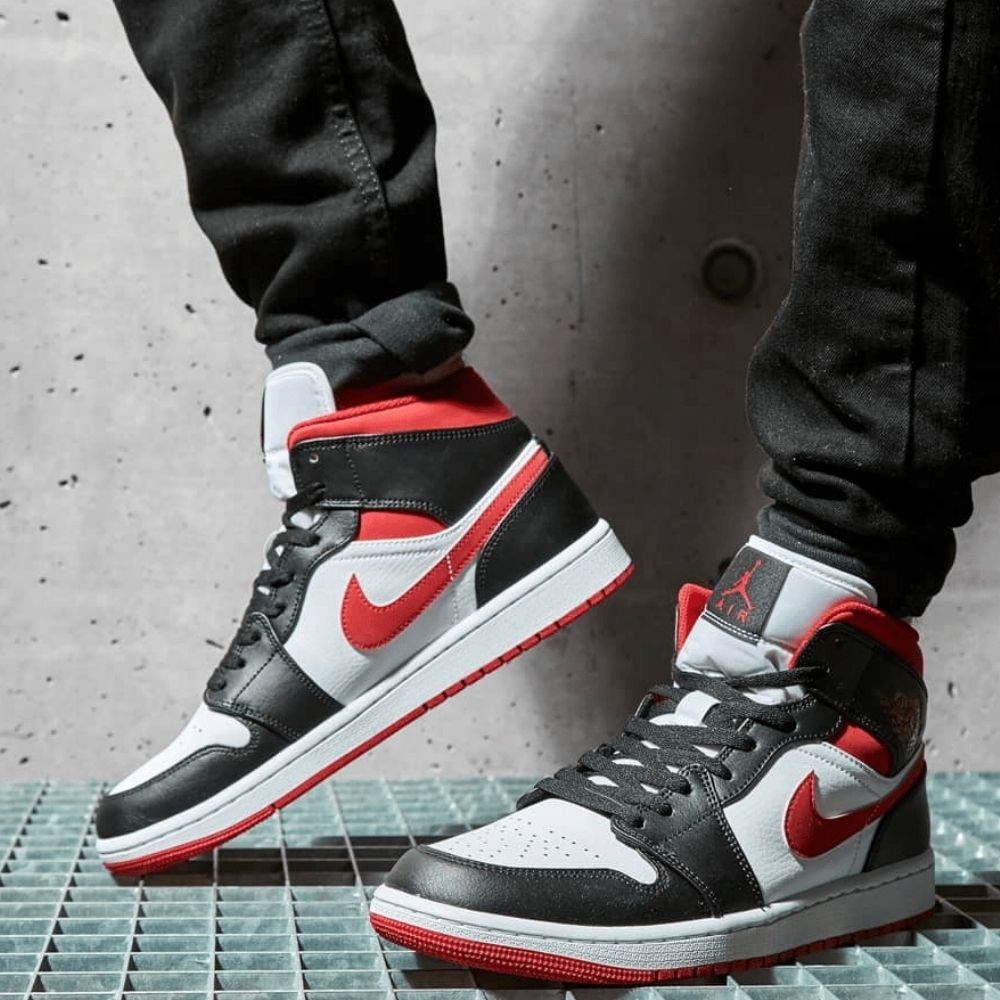 Gym Red Black White — Air Jordan 1 Mid — product image