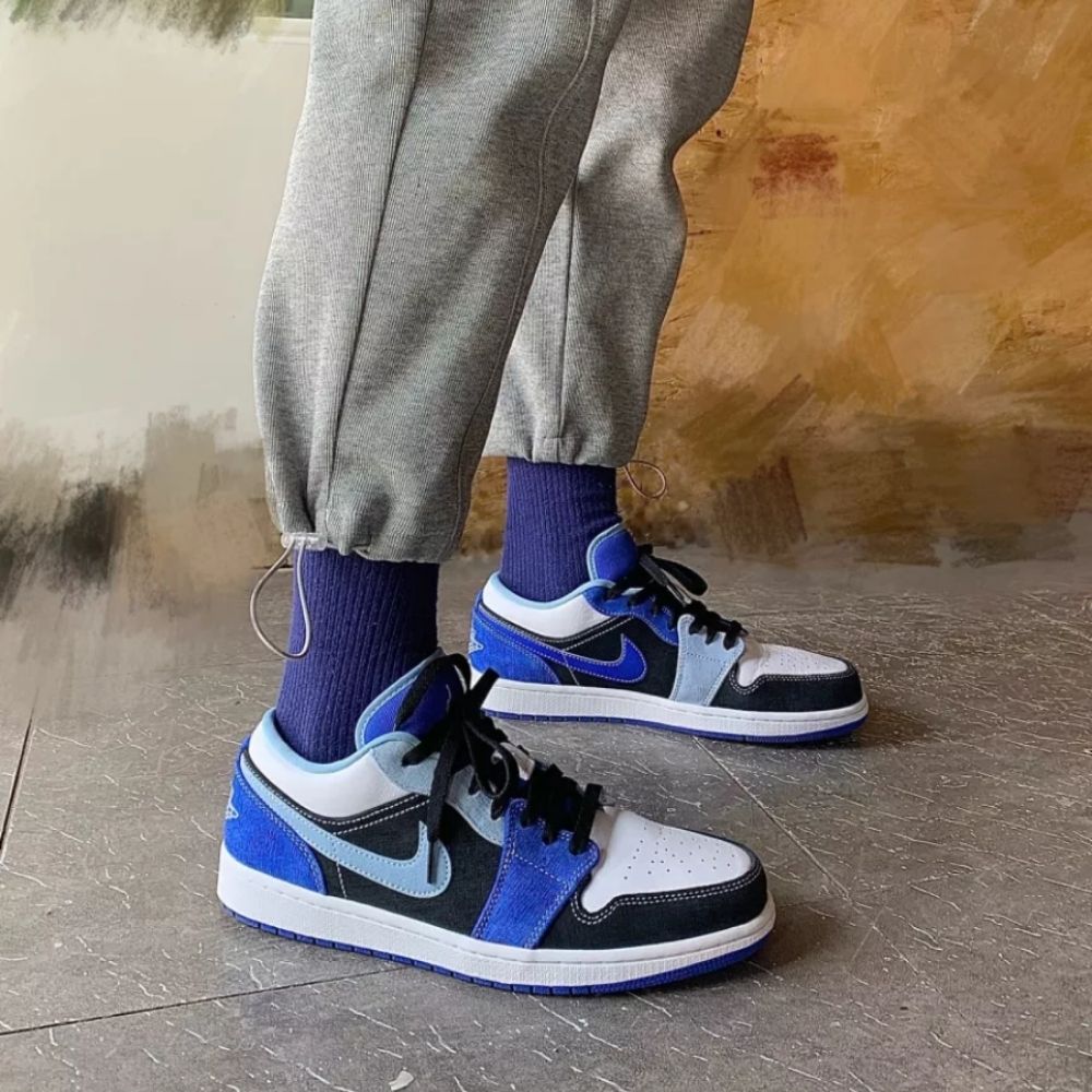 Race Blue White SE — Air Jordan 1 Low — product image