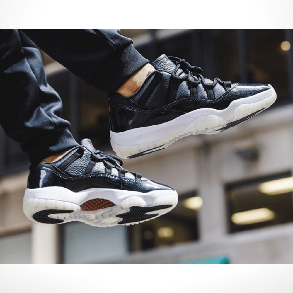 72-10 Black — Air Jordan 11 Retro Low — product image