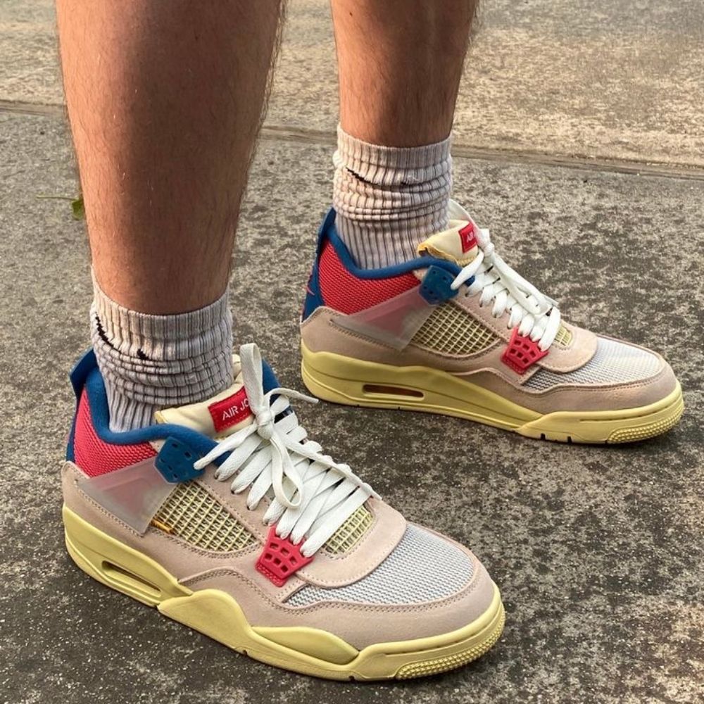 Air Jordan 4 Retro with Nike Air Union LA Guava Ice Pink — product image