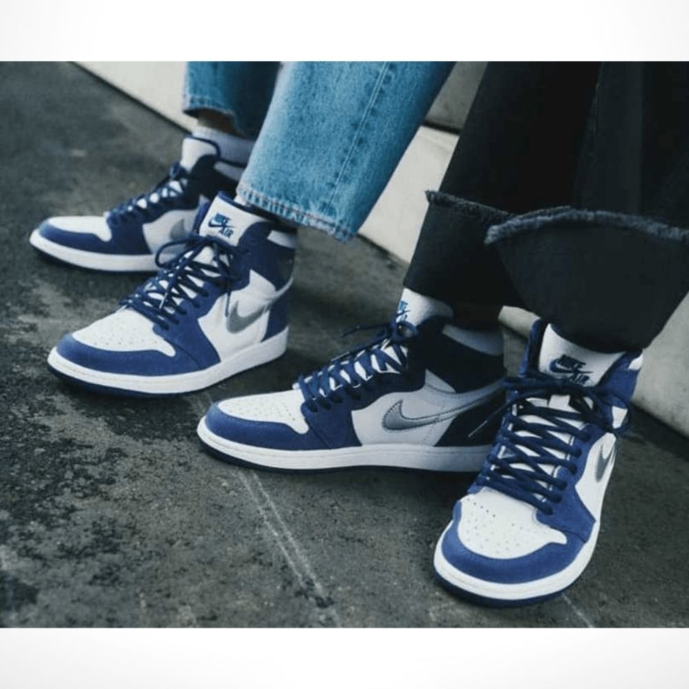 Midnight Navy — Air Jordan 1 Retro High — product image