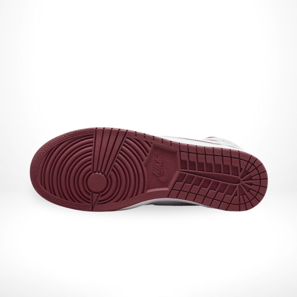 85 OG Metallic Burgundy — Air Jordan 1 Retro High — product image