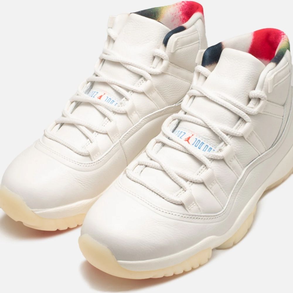 285 White — Air Jordan 11 — product image