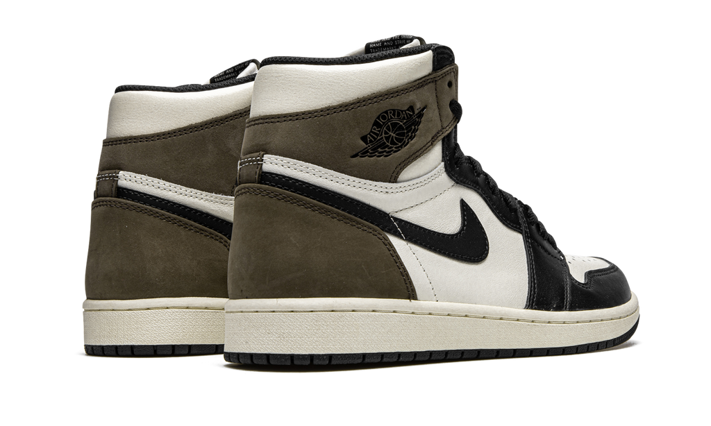 "Dark Mocha" Air Jordan 1 Retro High OG 555088 105 - product image from the listing.