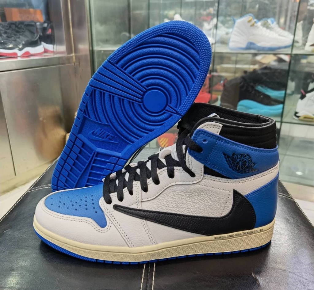 Fragment x Travis Scott — Jordan 1 High OG SP