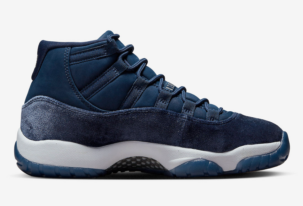 Midnight Navy (W) — Jordan 11 Retro