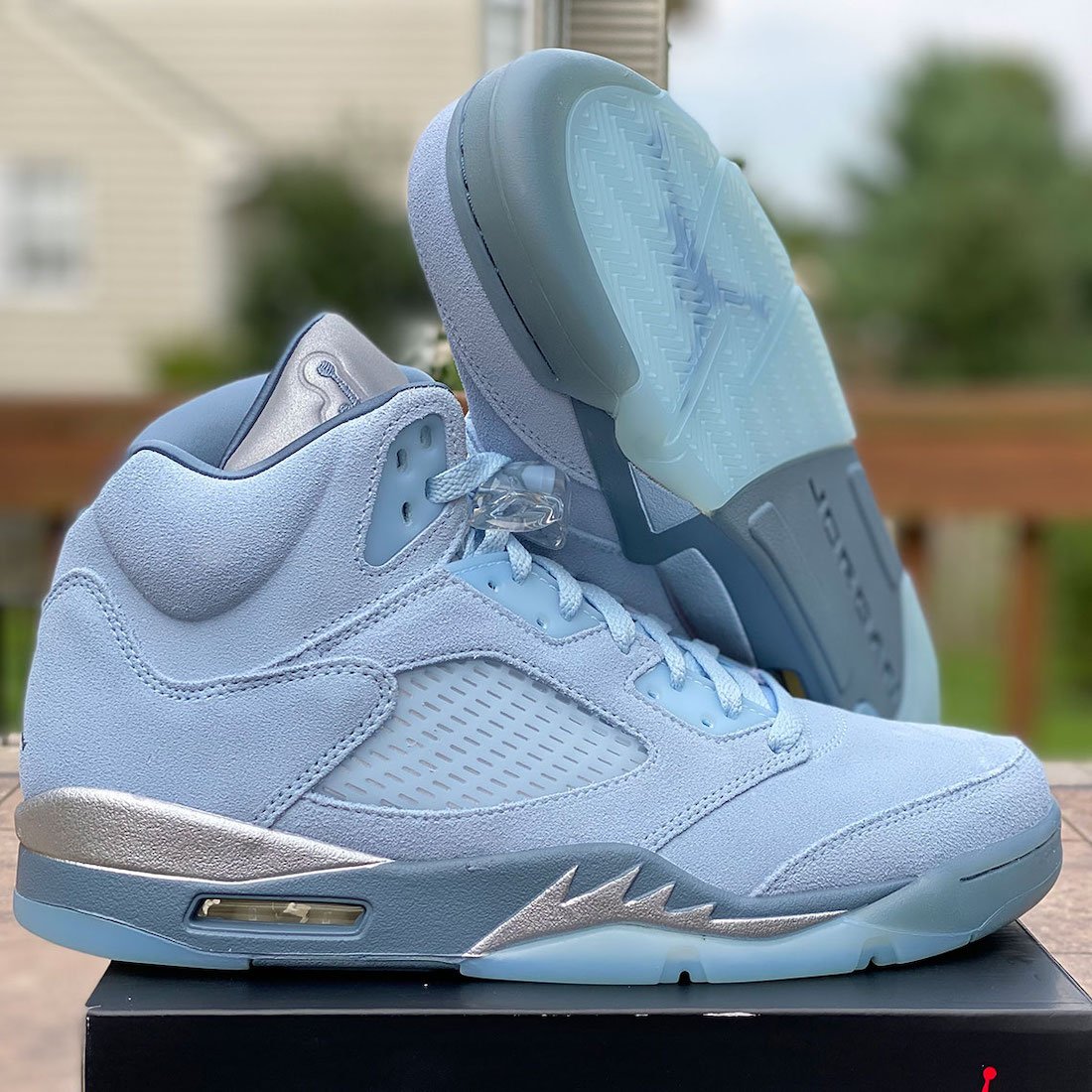 'Blue Bird' — Women's Air Jordan 5 Retro