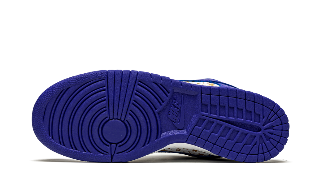 "Supreme - Stars - Hyper Blue" SB Dunk Low DH3228 100 - product image from the listing.