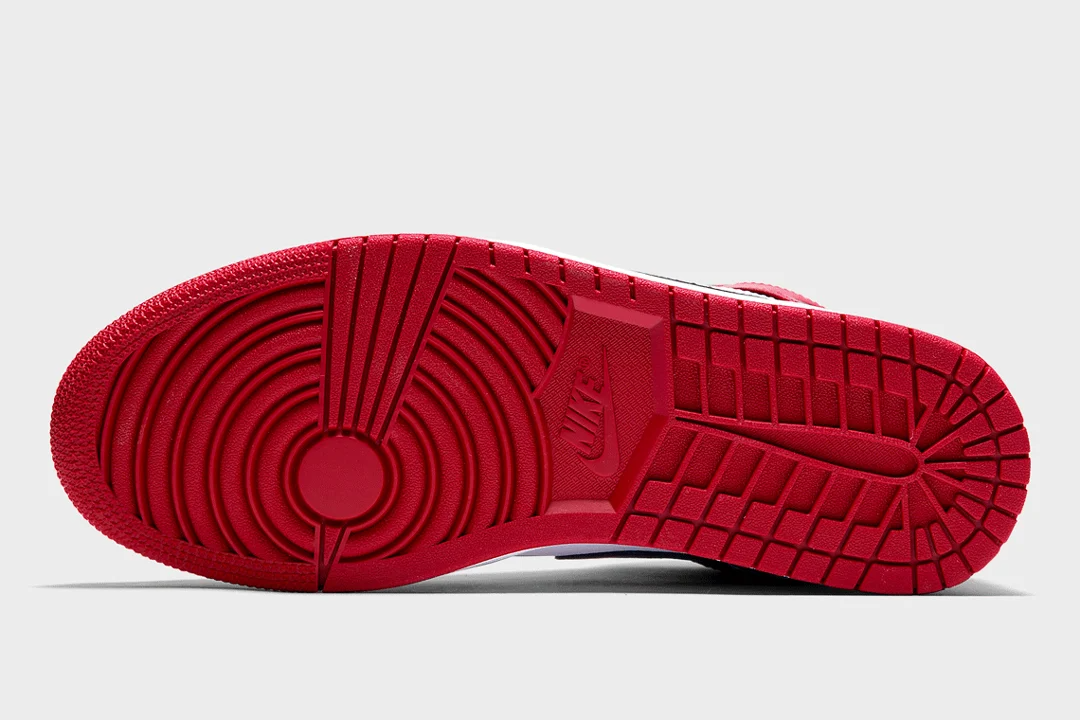 Chicago (2020) — Jordan 1 Mid