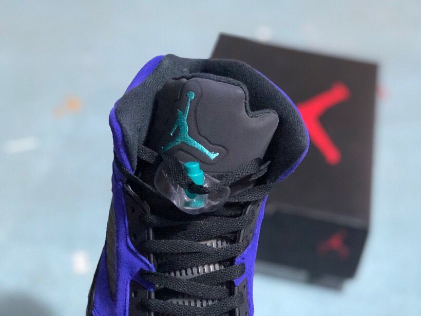 Jordan 5 Retro Sneakers in Purple Black - product image from the listing.