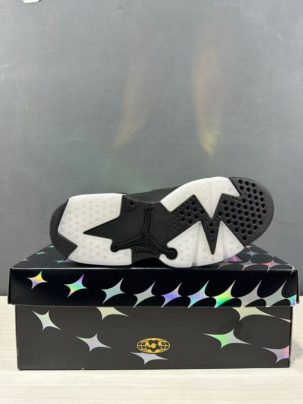 Air Jordan 6 Xuan Wu Black Basketball Sneakers IR7572-220 - product image from the listing.