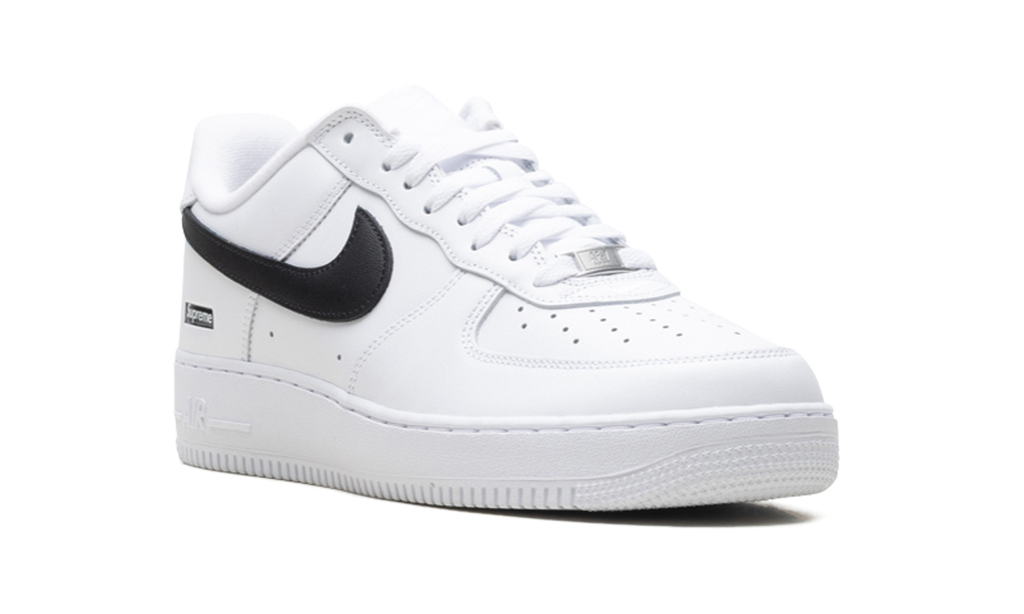"Supreme - Mini Box Logo White / Black" Air Force 1 Low CU9225 102 - product image from the listing.