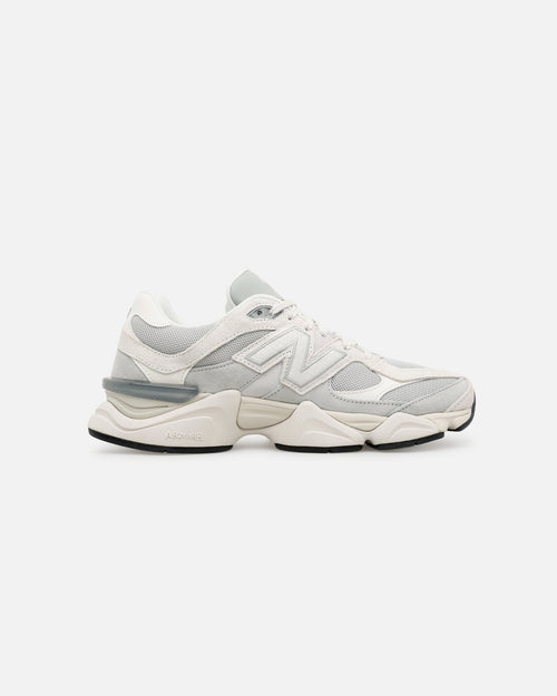 "Lone Star" New Balance 9060 Grey - product image from the listing.