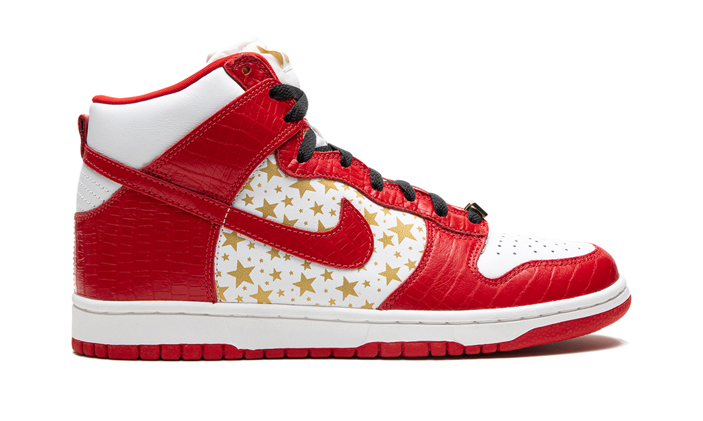 "Supreme - Red Stars (2003)" SB Dunk High Pro 307385 161 - product image from the listing.