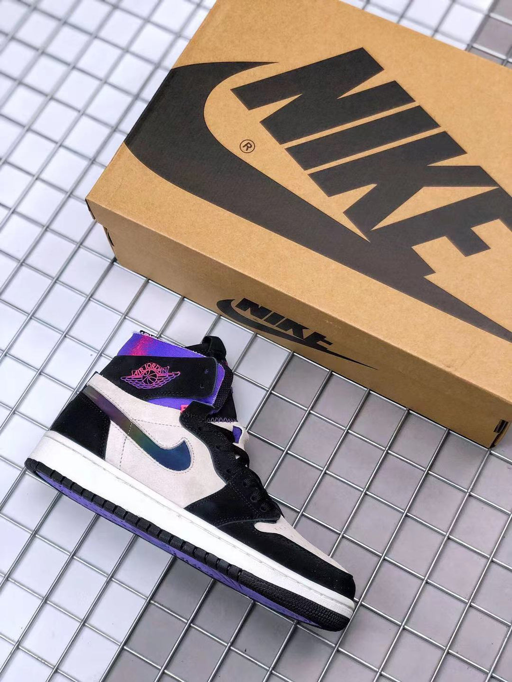 Air Jordan 1 Zoom CMFT PSG Black White Sneakers - product image from the listing.