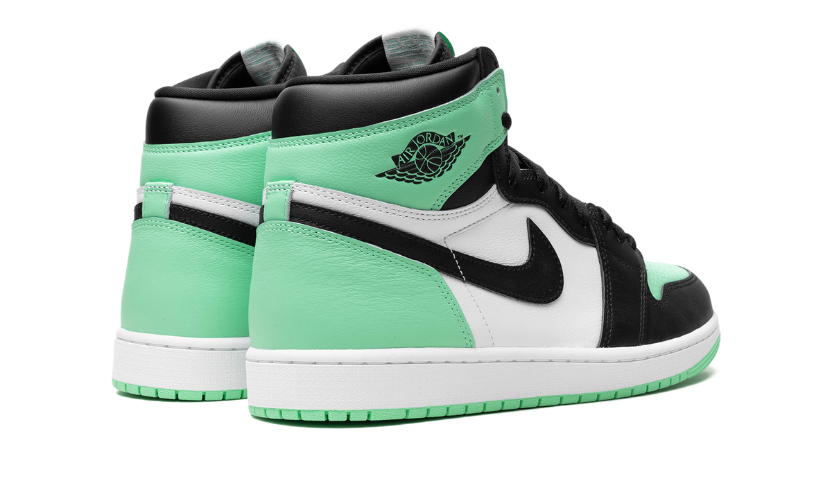 "Green Glow" Air Jordan 1 Retro High OG DZ5485 130 - product image from the listing.